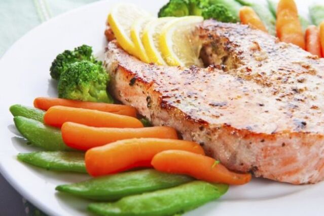 stek rybny z warzywami na dietę białkową